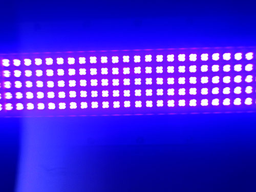 UV-LED固化機(jī)技術(shù)因節(jié)能、環(huán)保成為UV LED面光源發(fā)展方向